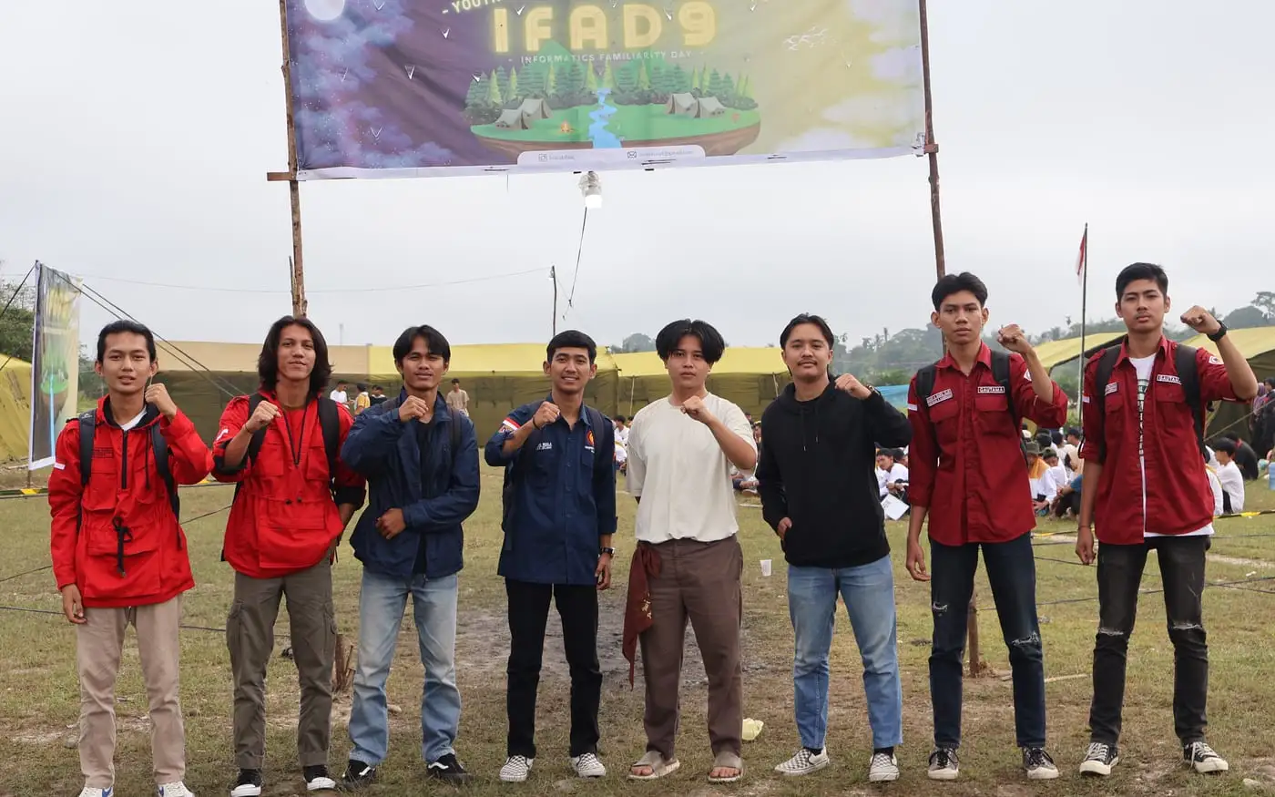The student induction camp, with participants gathered in an
            open field.